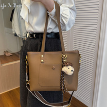 ������ͨ�ڰ���Ҹ�°�Ů2026�＾�¿����r�����ذ�С���μ���