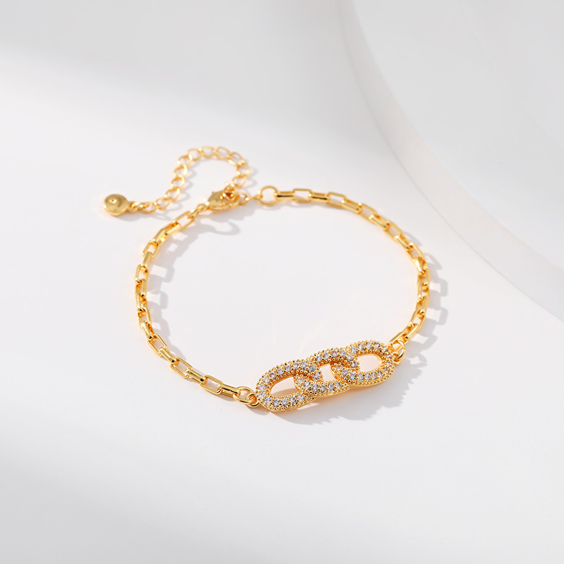 Retro Oval Copper Inlay Rhinestones Bracelets 1 Piece