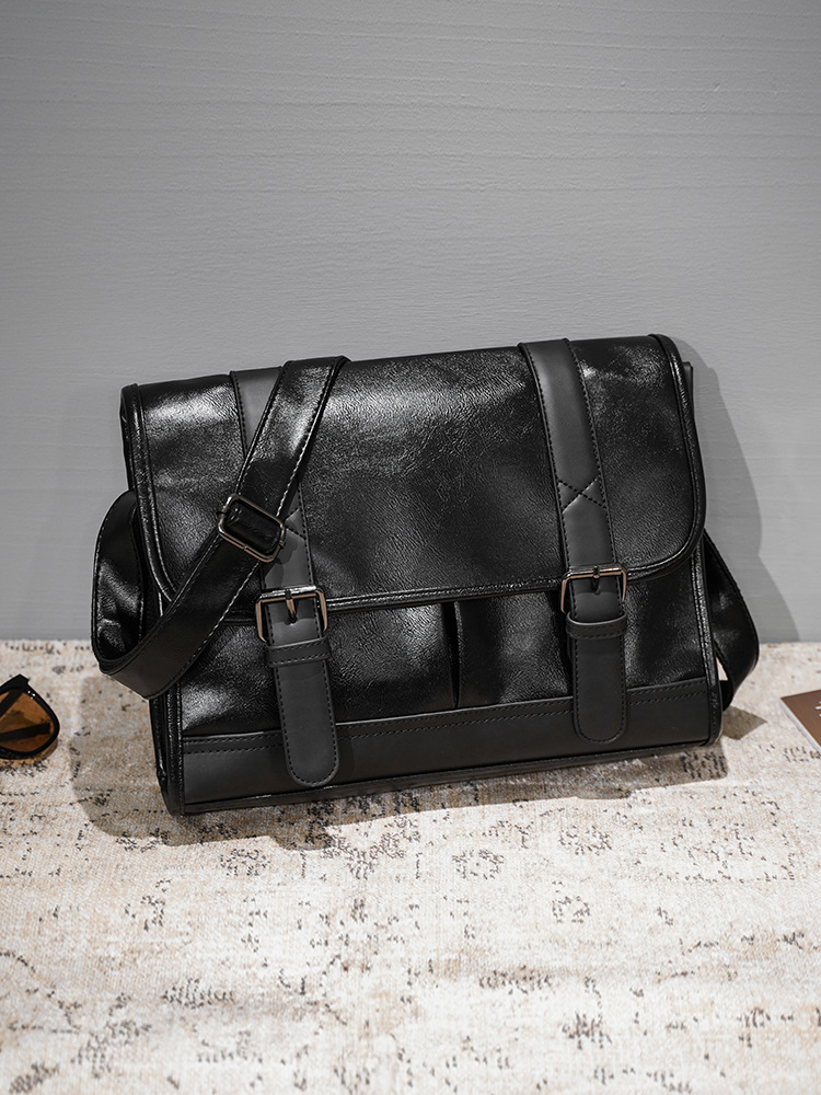 Retro polyurethane one-shoulder bag