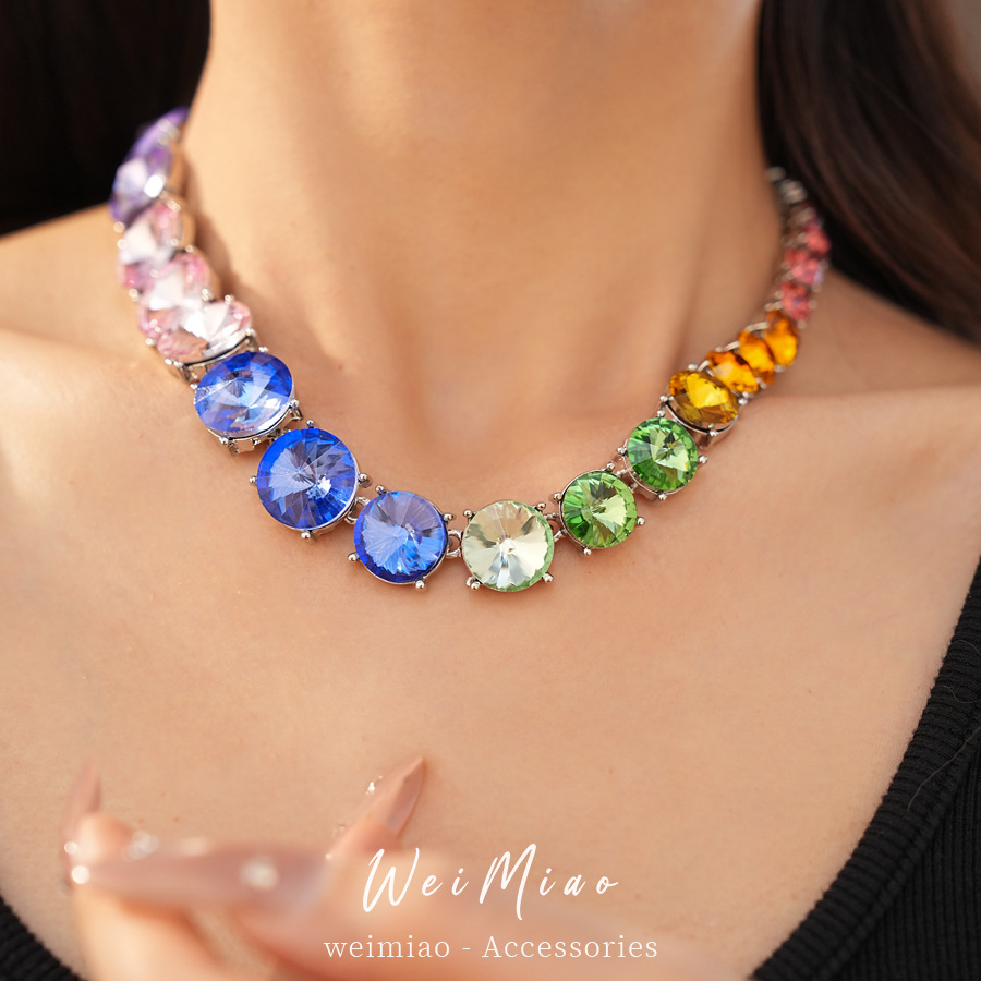 Corte de estilo refinado diamantes redondos gradiente ajustable collar ligero lujo nicho collar de clavícula alta sensación conjunto de joyería