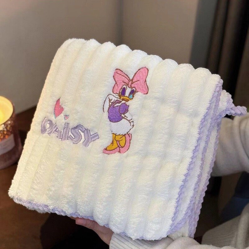 新しいくまのプーさんは、厚みのあるコーラルベルベットの刺繍入りバスタオルで、快適で柔らかく、吸水性があり、速乾性があり、糸くずの出ないバスタオルです。|undefined