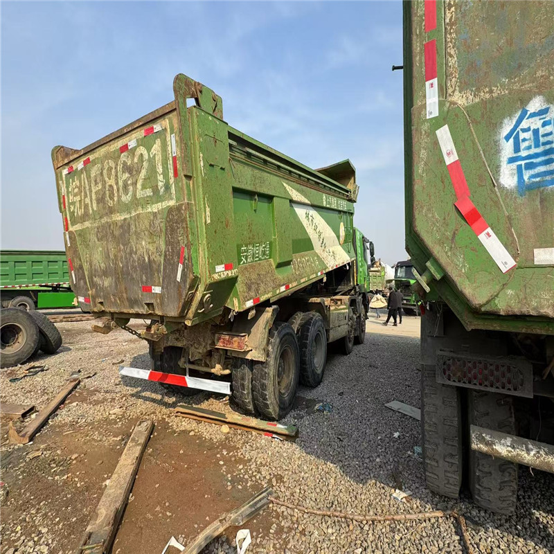 出口22年二手红岩杰狮自卸车 渣土运输自卸卡车 工程自卸车