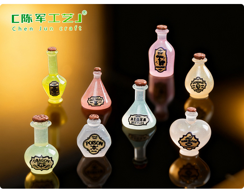 Cross-border New Product Glow-in-the-Dark Magic Potion Bottle Mini Desktop Ornament Dollhouse DIY Decoration Resin Accessories