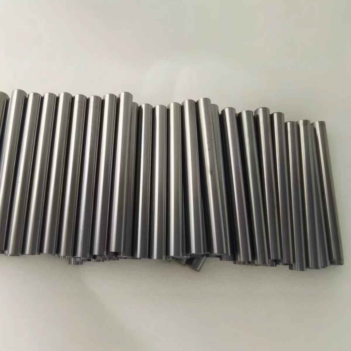 WL20镧钨棒钨镧板钨合金电极磨光点碰焊接钨针杆圆棒纯钨铈钨钍钨