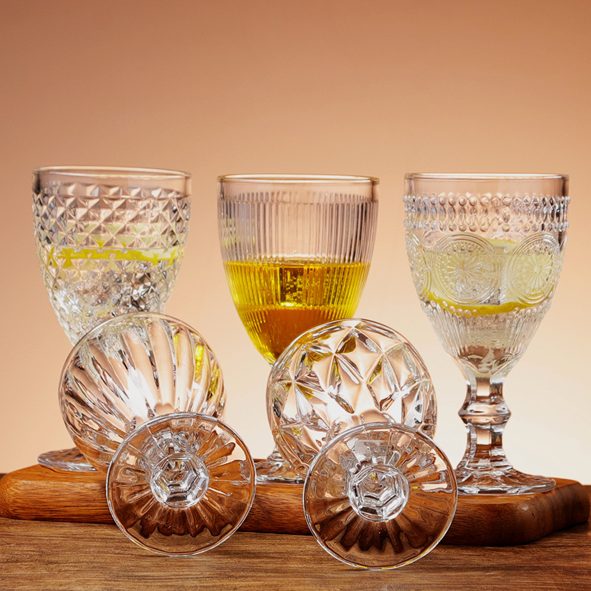 Vintage europeo de pies bajos sol relieve taza de vino vino taza de champán taza de jugo taza de batido taza de bebida fría