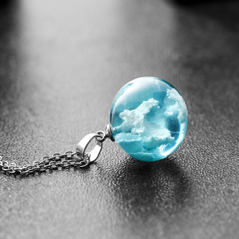 1 Piece Lady Clouds Alloy Resin Plating Women's Pendant Necklace display picture 4