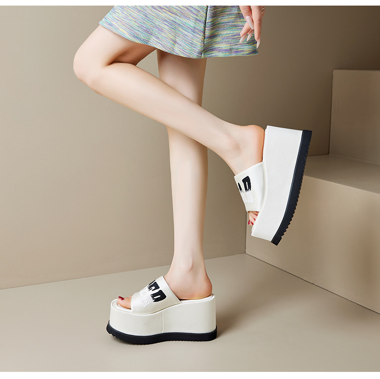 Dép sandal nữ đế xuồng mũi hở gót 8/10 cm phối màu mùa hè 2025 — Màu trắng nhạt 8cm, Trắng nhạt 10cm, Đen 10cm, Đen 8cm chi tiết 10