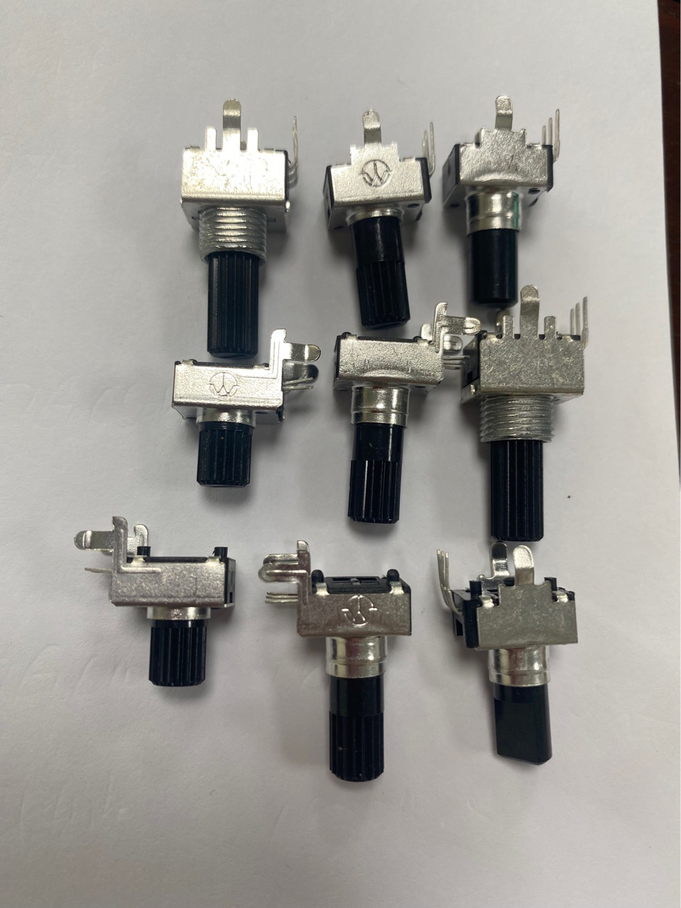 厂家供应音响小家电控制板用093系列电位器