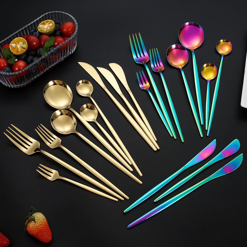 Vajilla de acero inoxidable transfronterizo cuchillo de filete y tenedor cuchara de postre tenedor cuchara de hielo de mango largo vajilla occidental portuguesa cuchillo, tenedor y cuchara traje