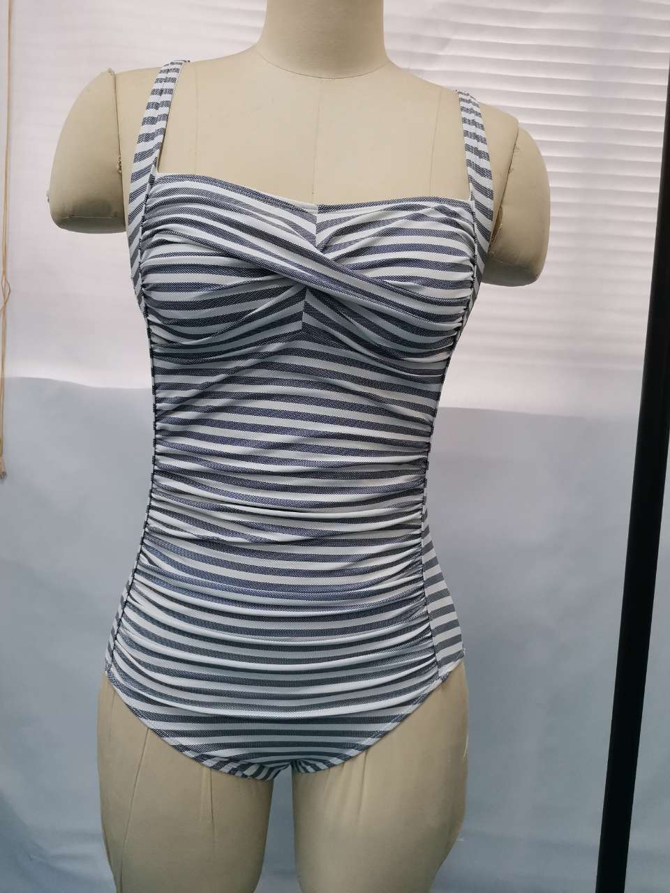 ����ѷ�羳�¿�����Ӿ��Ů �Ը�ӡ����������Ӿ������������Ӿ��