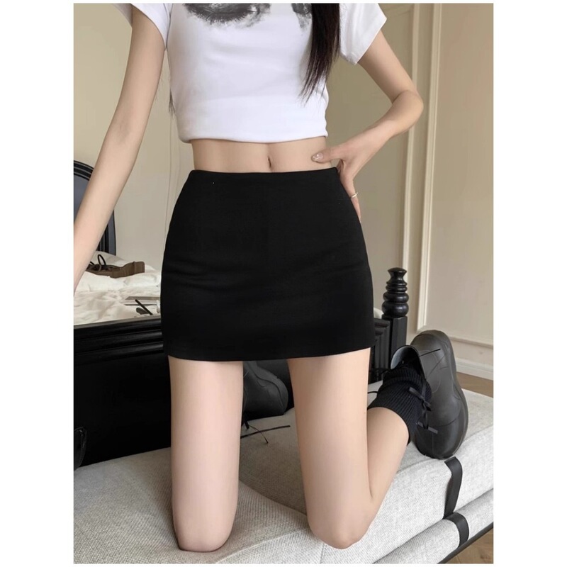 Gray Anti-Exposure Yoga Skirt, Hip-Hugging Short Skirt, Low-Waist Slimming Sports Style, New European and American Style Hot Girl Fashion Item
