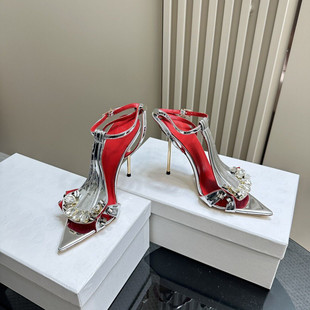 �W��ˮ�����^�Ըи߸���Ь2024�¿������ɫ�F���r�и߸���ЬINS