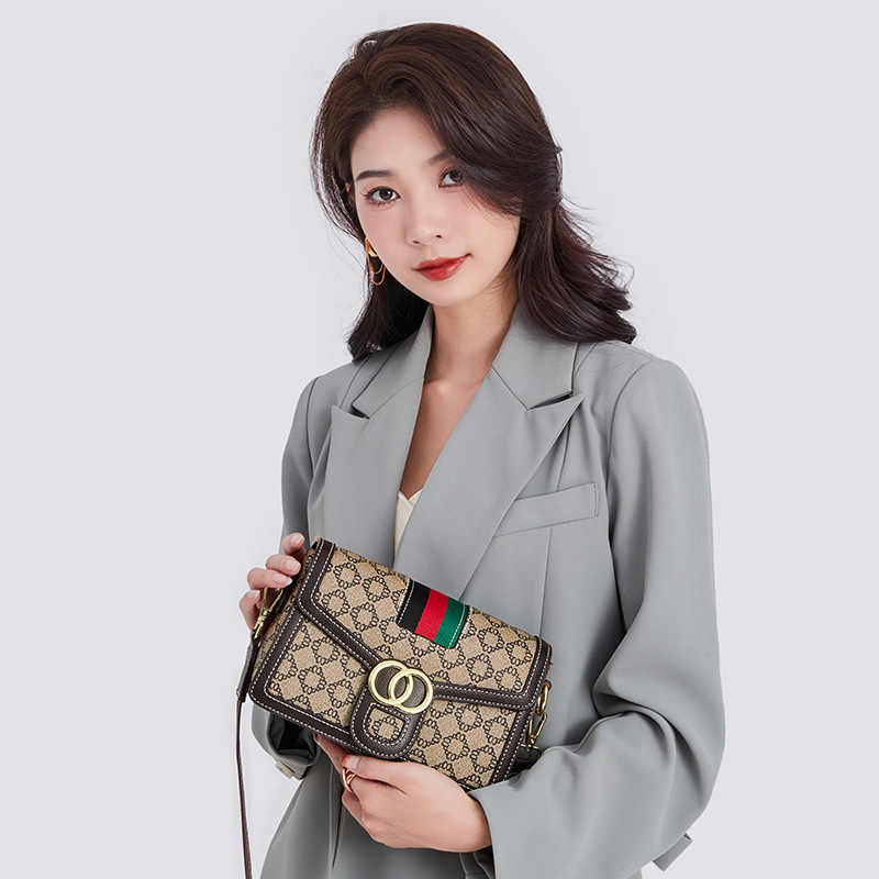 Borsa in un nuovo stile, versatile e alla moda, piccola borsa a tracolla quadrata da donna di fascia alta per l'autunno e l'inverno_voghion.com