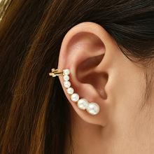 日韩欧美流行时尚个性女式简易珍珠耳挂耳环批发C1601
