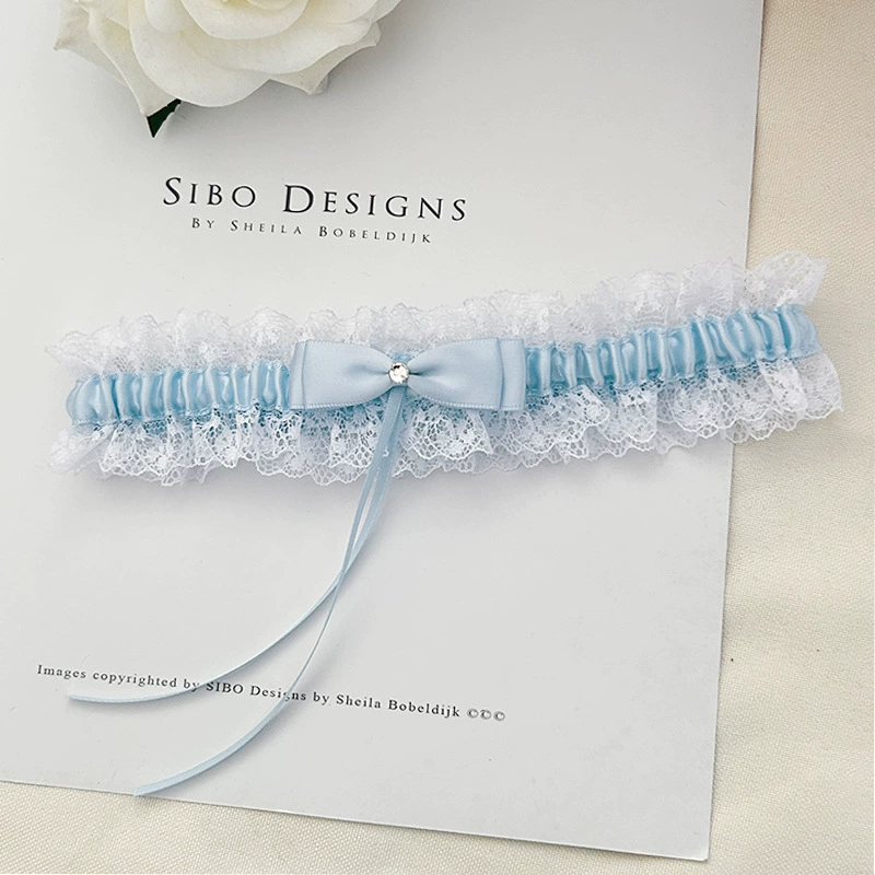 White leg strap with bow for bride, European style