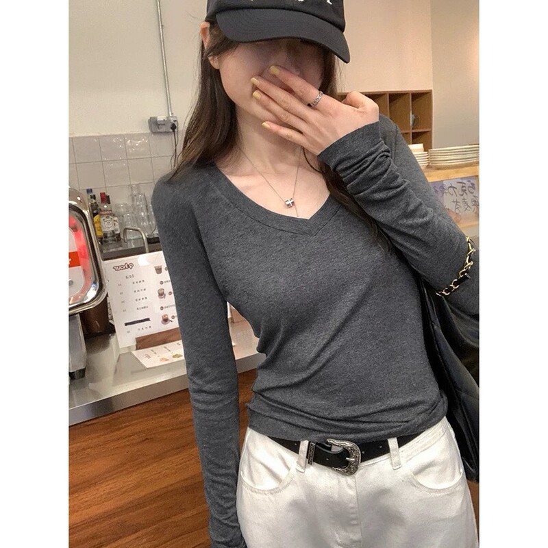 95% Cotton Spring and Autumn V-Neck T-Shirt Base Shirt for Women, New Plus-Size Versatile Inner Wear, Slim Fit, Regular Shoulder, Long-Sleeve Top 95% Cotton Spring and Autumn V-Neck T-Shirt Base Shirt for Women, New Plus-Size Versatile Inner Wear, Slim Fit, Regular Shoulder, Long-Sleeve Top