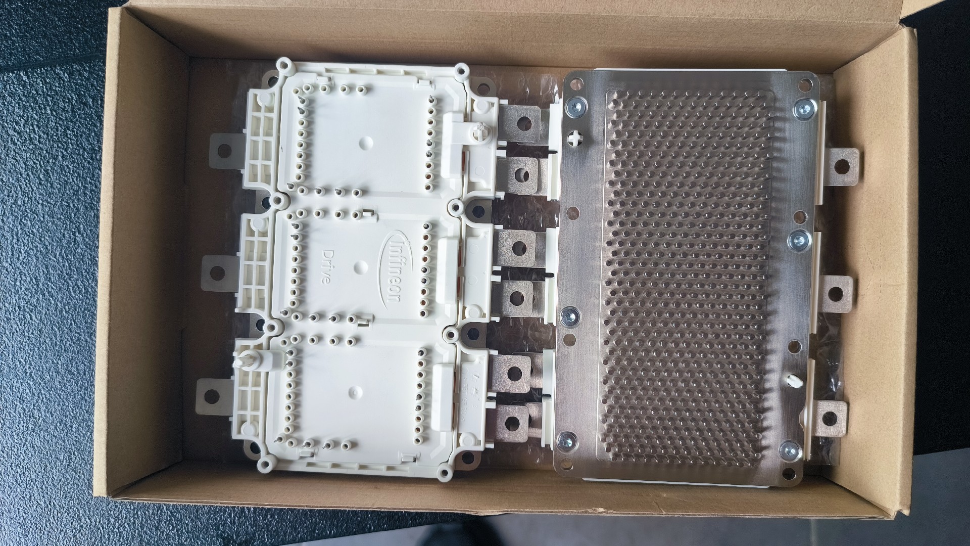 FS820R08A6P2B模块 FS650R08A4P2 F