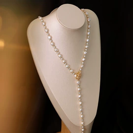 天然珍珠项饰;珍珠首饰套装;天然珍珠耳饰