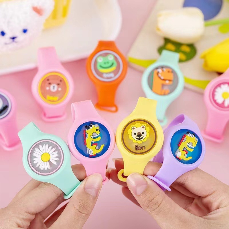 El Festival de Primavera ya está abierta: varitas mágicas brillantes, bolas de burbujas mágicas con cielo estrellado, linternas de mano de Año Nuevo, suministros para puestos callejeros de Año Nuevo.