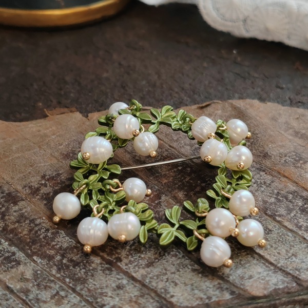 brooch handmade