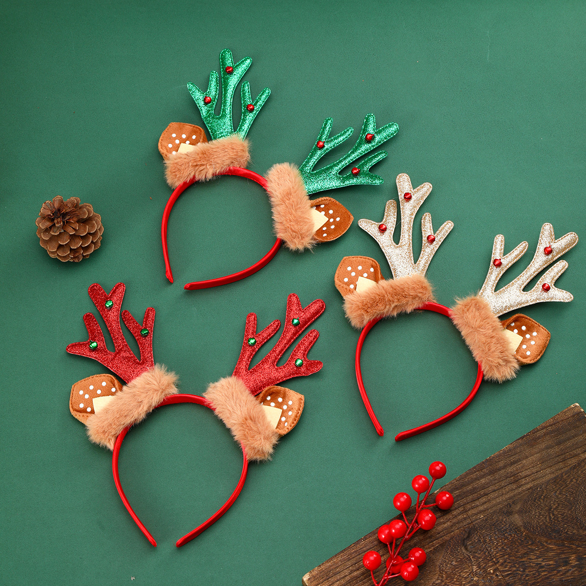 Transfronterizos nuevos oídos de Navidad campanas de cuerno de ciervo cabeza de cinturón de cabeza de fiestas decoraciones regalos pequeños para niños