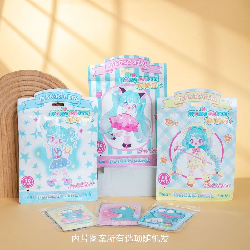 アニメの暖かい赤ちゃんは熱が持続する暖かい体を貼って防寒して学生の女性の大きいサイズの暖かい体を温めるメーカーを貼ります。|undefined