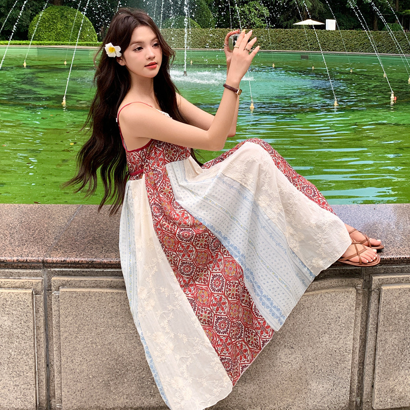 New Style Yunnan Lijiang Tourism Vacation Style Lace Stitching Flower Cloth Cute Playful Cotton Silk Sling dress Women