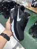 MAX90-Black and White