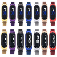 厂家直销吸铁石款LED手环防水时尚学生网带触摸触控电子手表