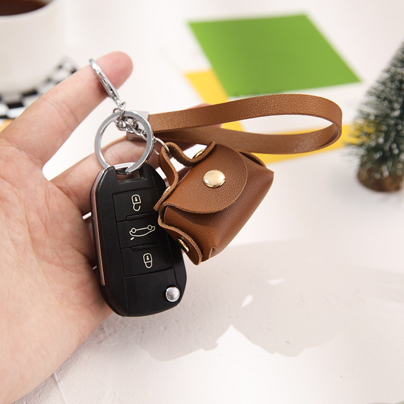 Creative small keychain