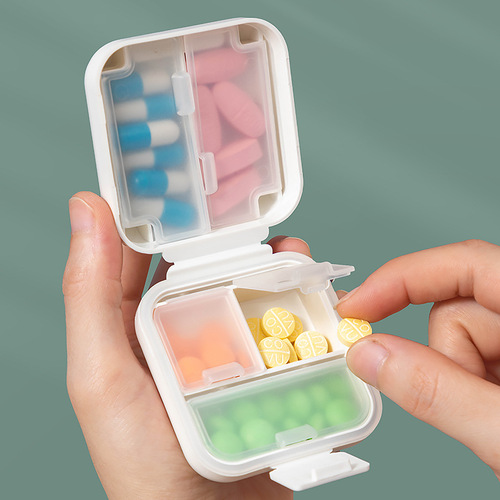 Desktop sealed medicine storage box with lid, portable medicine box, mini plastic multi-function partitioned storage box