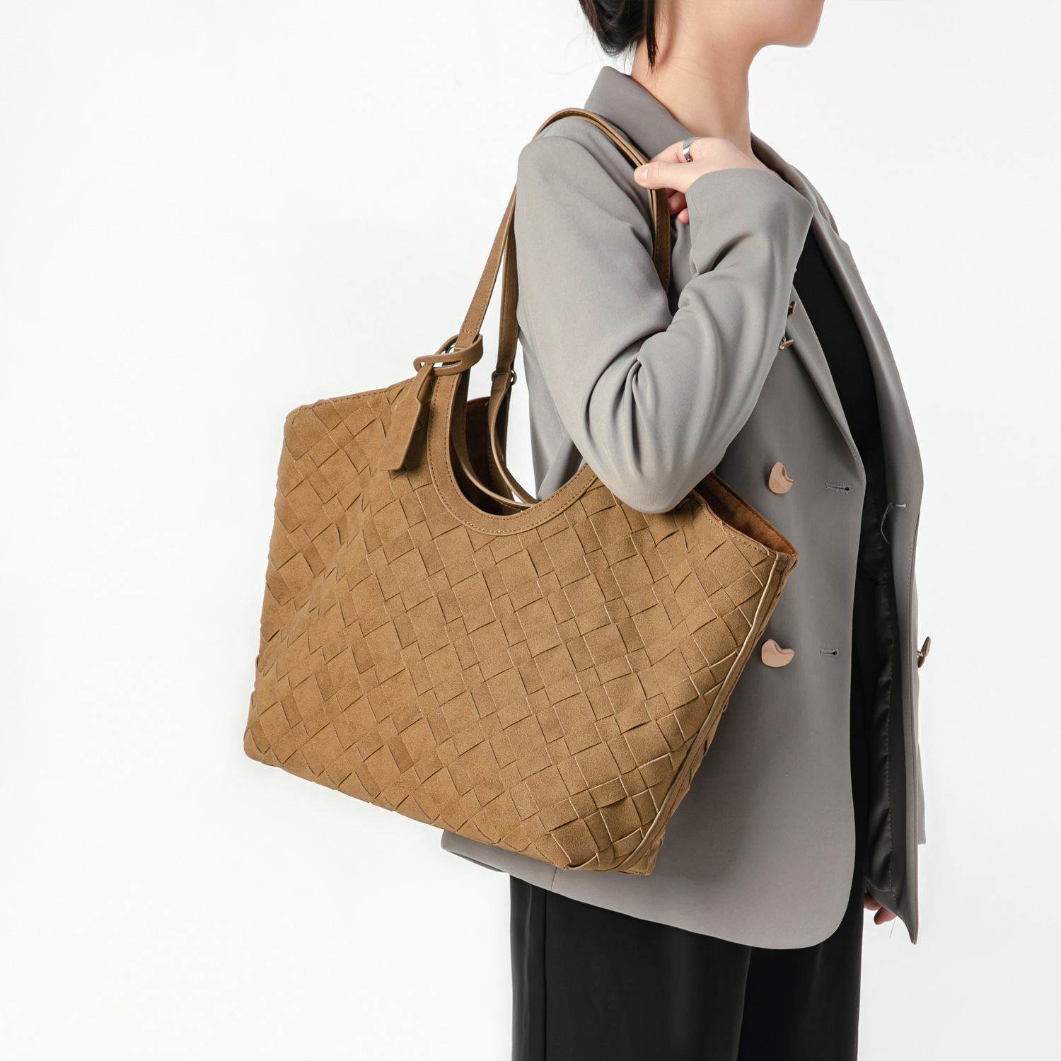 Retro Old Money Style Suede Tote Bag For Women 2025 Autumn New Large Capacity Woven Shoulder Handbag Underarm Bag - Thumbnail 2