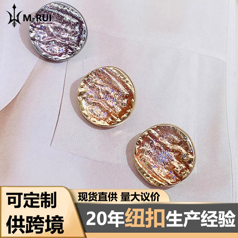 Xiaoxiang socialite wind sequins color paint wrinkled sweater shirt button women's dress short sleeve cardigan decorative buckle