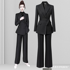 気場の強いスーツのスーツの女性の秋の韓国版は腰の黒いスーツのコートのデザイン感を収めます。