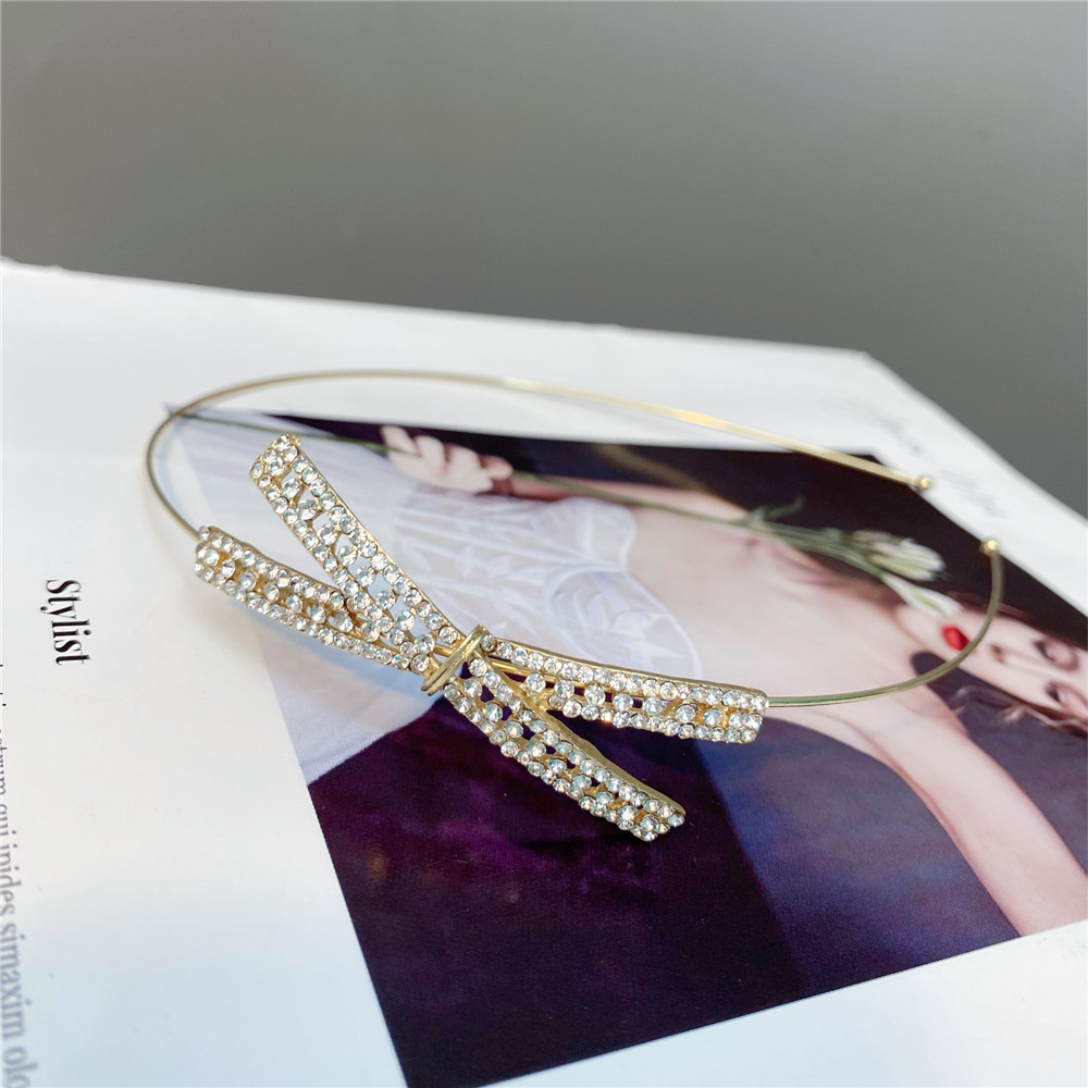 Fashion Three-dimensional Decorative Metal Thin Headband Wholesale Nihaojewelry display picture 9