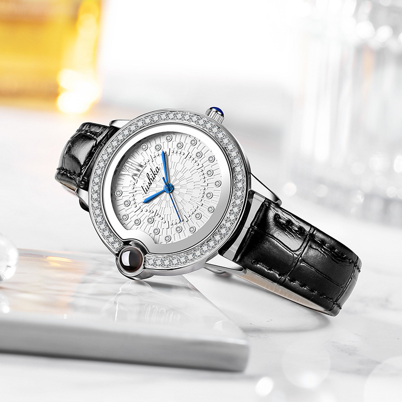 Relógio de pulso de quartzo de luxo leve e luxuoso de 2024 com diamantes novos e luxuosos, à prova d'água e moderno, de couro, para mulheres_voghion.com