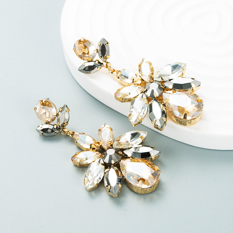 Women'S Gender Fashion Water Droplets Alloy Inlay Glass Earrings