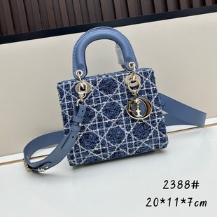 �ϱ���ͬ��������¿�μ���荰�б��������߼��Еr��С��Ů��