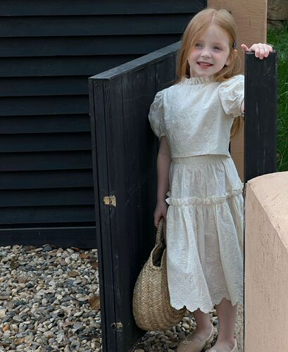 New 2024 summer new children's clothing girls skirt suit Korean children's short shirt skirt set will be released after the year