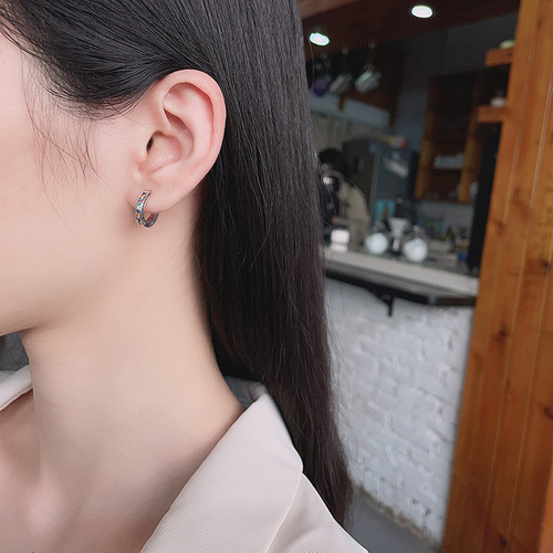 Yunchaoxuan S925 sterling silver Korean style colorful zircon inlaid circle simple ins style versatile geometric earrings