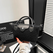 �����б���������ײɫ�μ����Ӱ��ﶬ����Ů���¿����e�p���