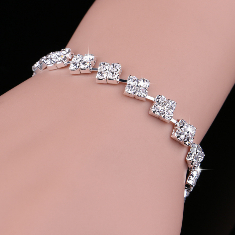 claw chain rhinestone bridal bracelet earrings two piece set simple dress wedding accessories bracelet_voghion.com