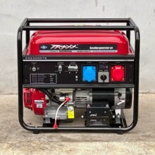 嘉陵本田5KW/5.5KW单相三相/等功率电启动汽油发电机组带移动轮子