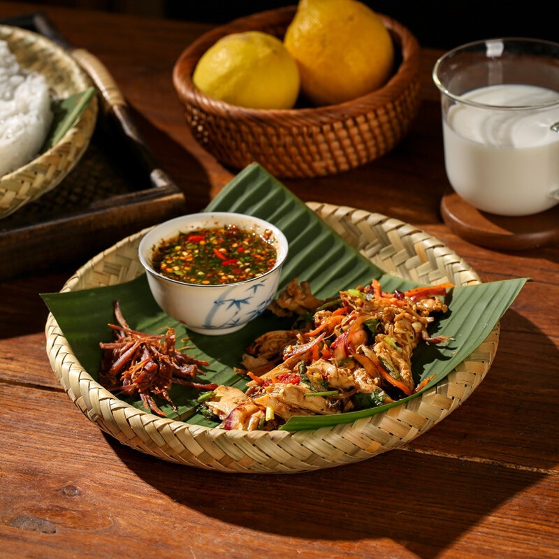 Thai Cuisine Tableware, Southeast Asian Creative Bamboo Woven Plates, Thai-Style Trays, Japanese Dai-Style Dishes, Thai Food Round Plates Thai Cuisine Tableware, Southeast Asian Creative Bamboo Woven Plates, Thai-Style Trays, Japanese Dai-Style Dishes, Thai Food Round Plates