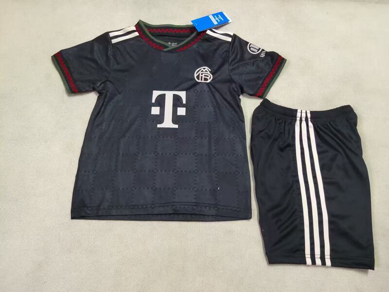 热门足球服阿森纳切尔西曼城AC利雅得皇马等热卖款儿童足球服套装|undefined