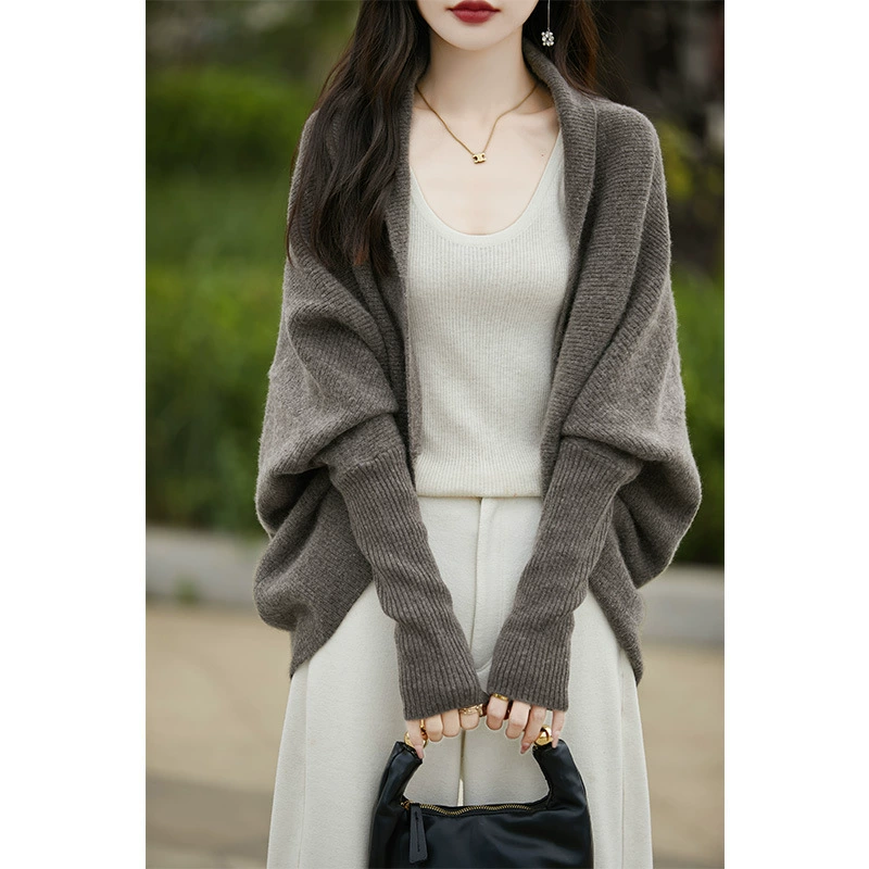 Фабрика трансграничной оптовой 2024 новый 100 меринос шерсти слиток кокон шаль пуловет блузка женский