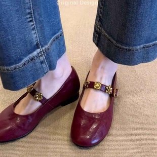 Genuine Soft Leather Versatile Flat Mary Jane Shoes for Women 2025 New Red Model to Match with Skirts Trendy Women's Leather Shoes