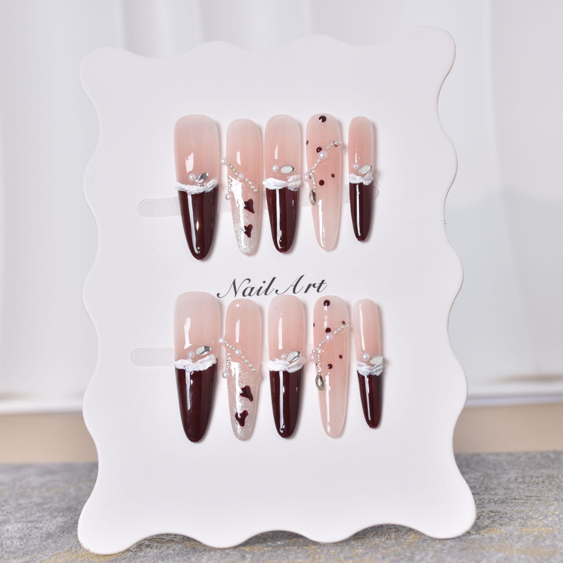 Manual de uso de uñas de otoño y invierno de alto nivel de estilo francés ojo de gato explosión flash taladro amor de Navidad Año Nuevo manicure rojo