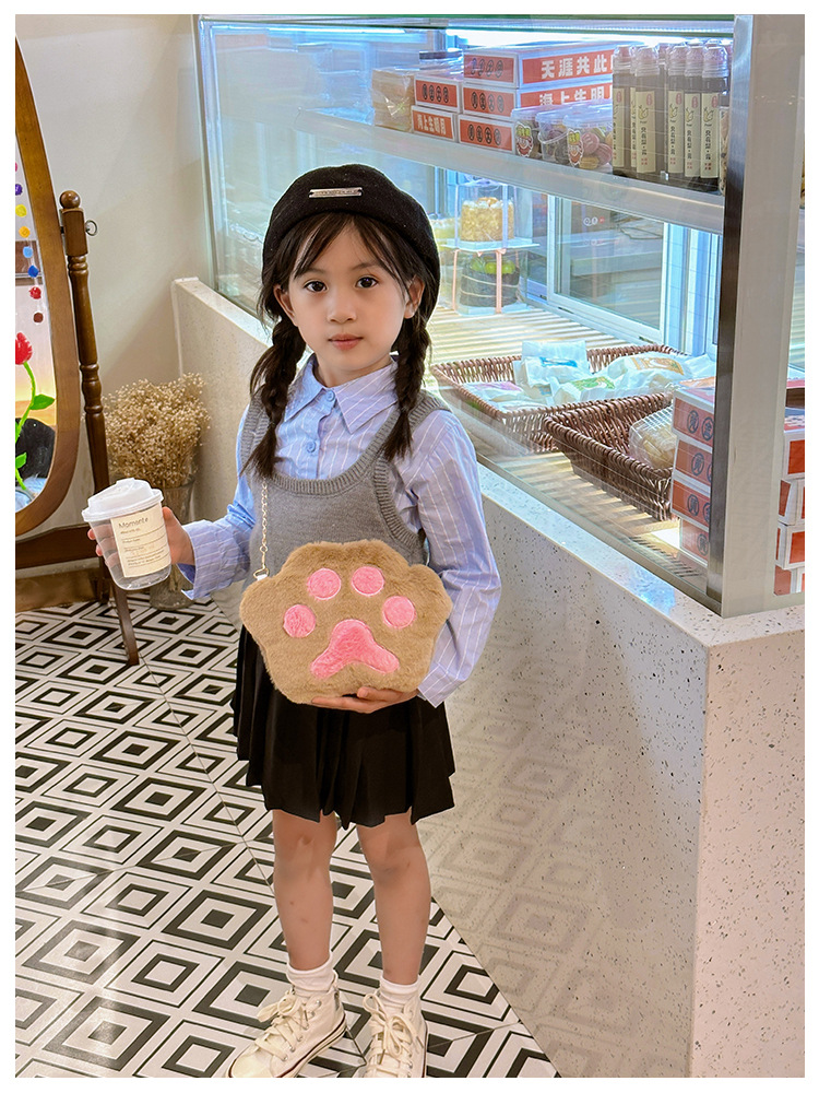 2024 New Korean plush single-shoulder crossbody pocket change children's bag, cute baby holding chain small bag for girls undefined