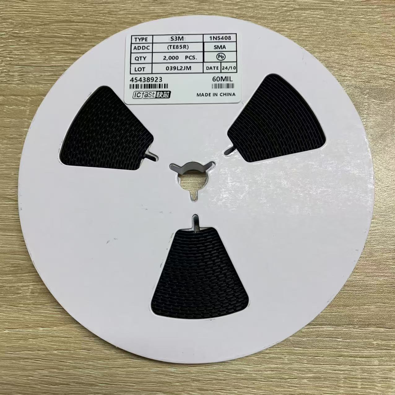 공장 직접 판매 1N5408 S3M SMD 작은 신호 트랜지스터/정류기 다이오드 2A 1000V SMA